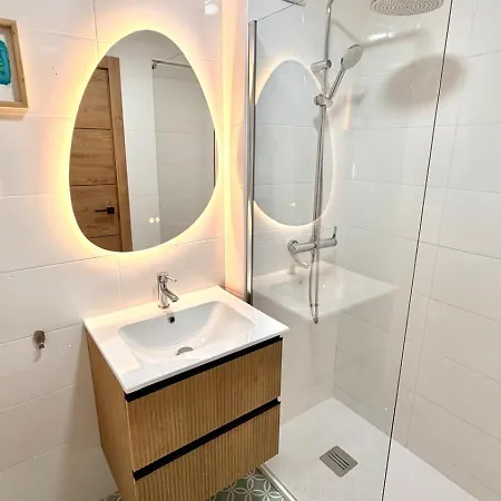 Vandrarhem 10tosea Premium Fuengirola